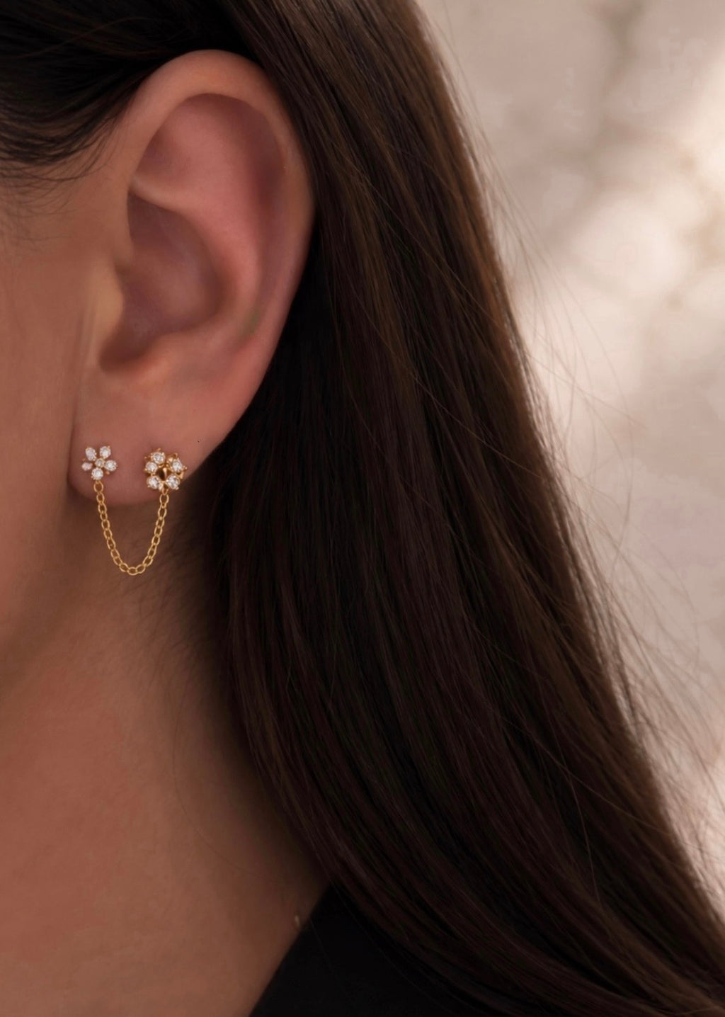Piercing Dalhia